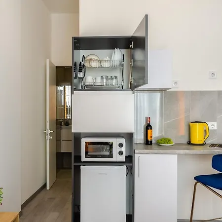 Apartment View Smart Kvartet Railway Station 4d